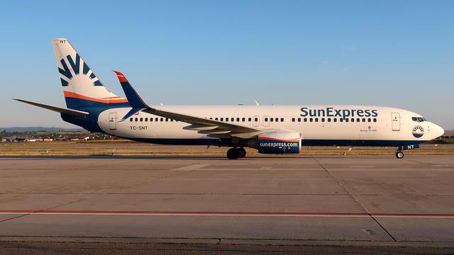 TC-SNT:Boeing 737-800:SunExpress